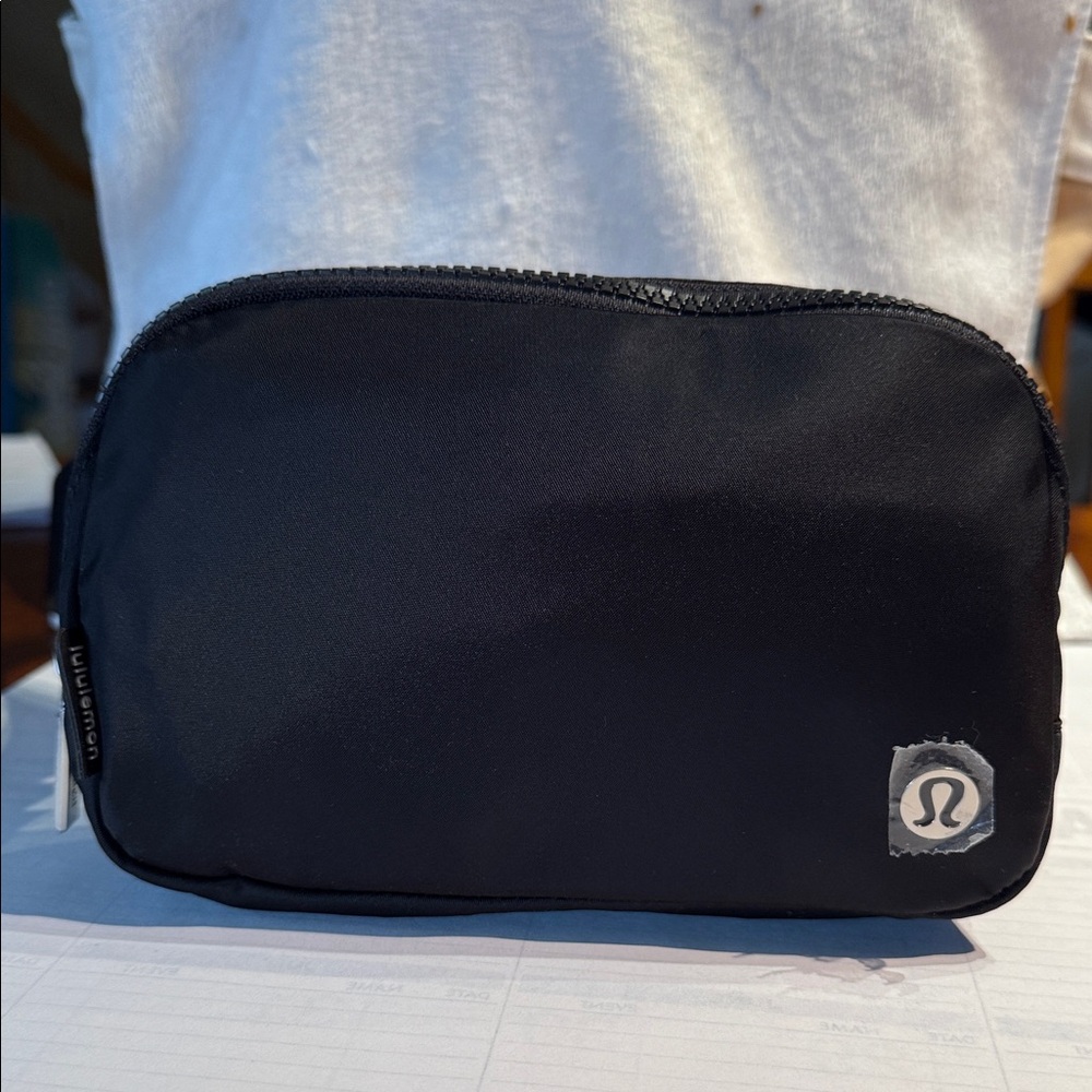 Lululemon Athletica Black Travel Pouch